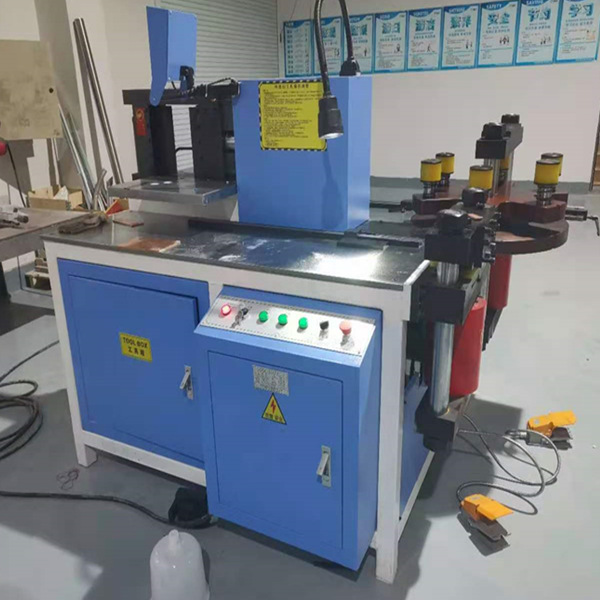 copper busbar bending machine4